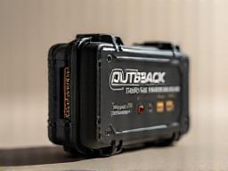 Side angle view of Outback Track Dynamics tracker